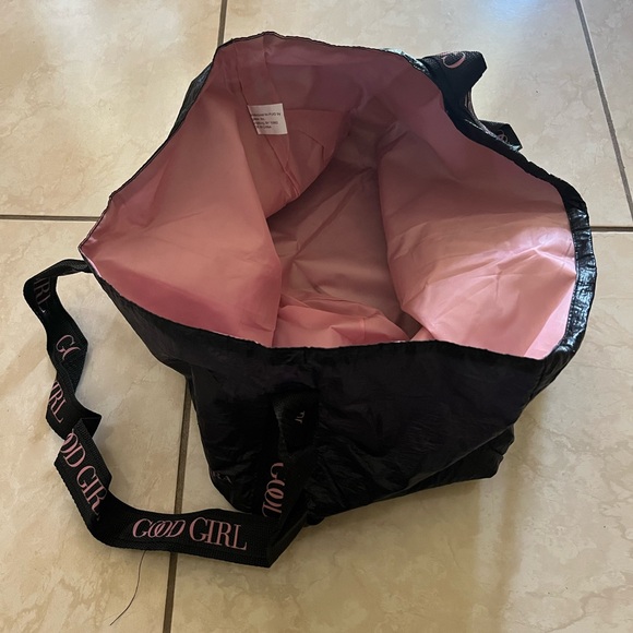 Carolina Herrera Good Girl Nylon Black and Pink Tote Bag - Picture 8 of 9